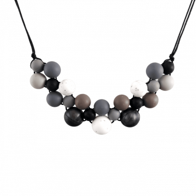 kodes-statement-necklace-geometric-silicone-black-white-monochrome-necklace-KS0048b-0001-cutout-1-920×690