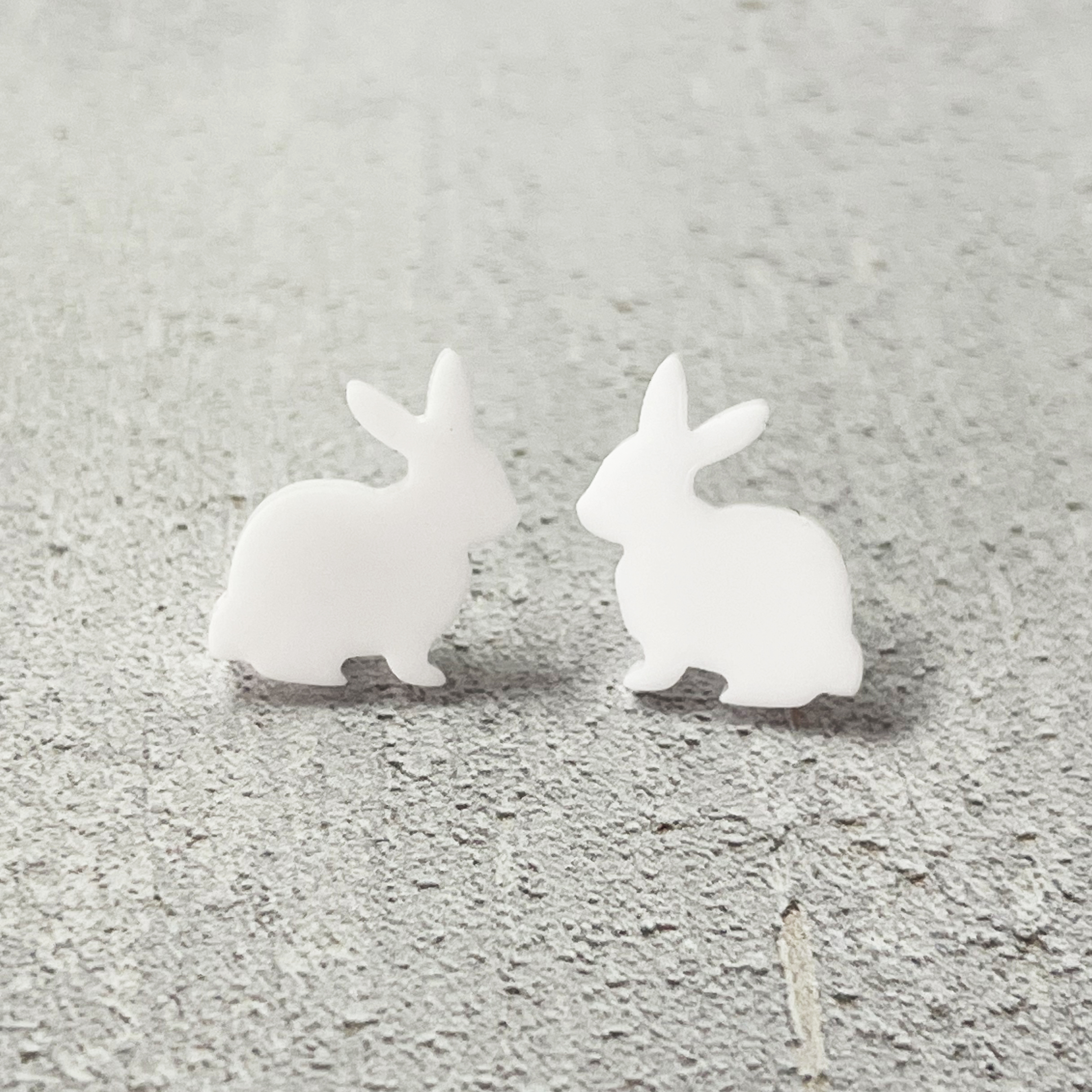 white_bunnies