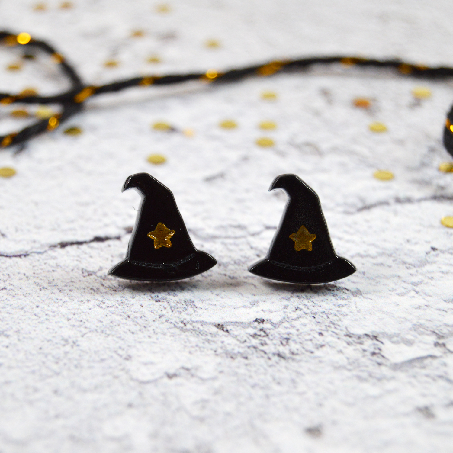 witches_hat_studs_sm