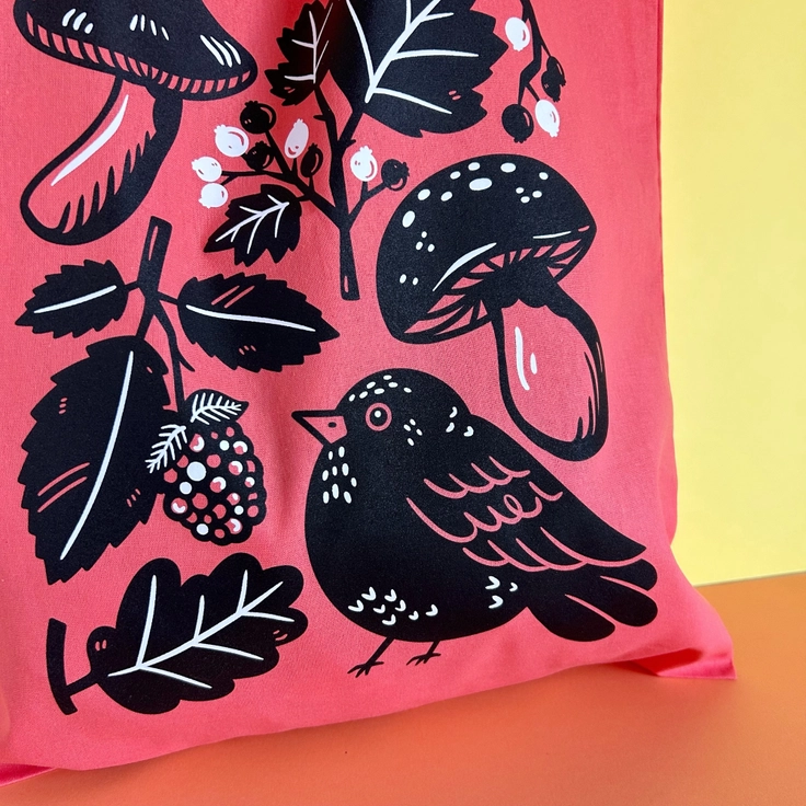 coral red blackbird tote 1