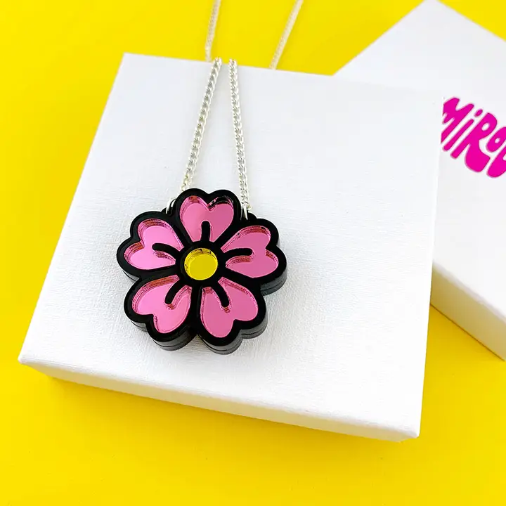 pink flower necklace 1